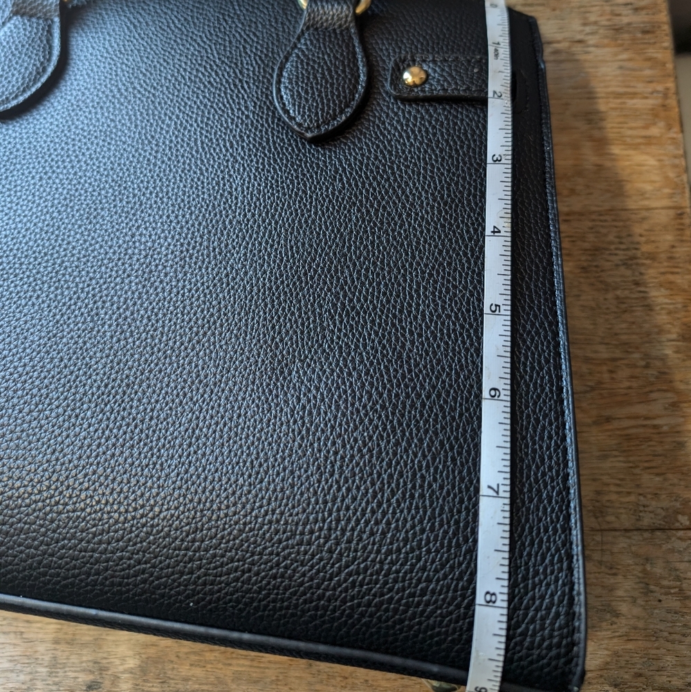 Basic Black Purse - image 3